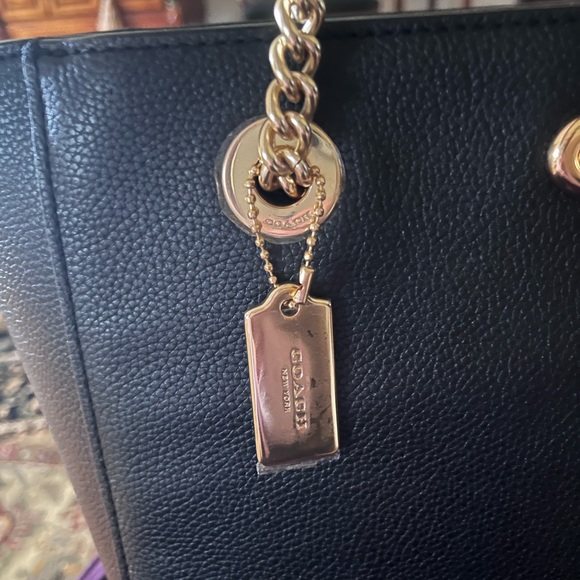 COACH - BNWT -Black pebbled Leather tote w/ gold /leather strap - Picture 3 of 4